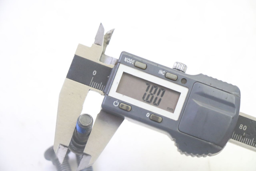 photo de BRAKE DISC BOLT PEUGEOT TWEET 4T 50 (2018 - 2022) - Technical close-up