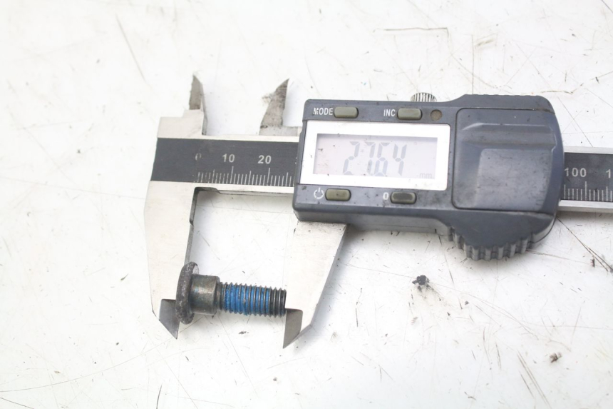 photo de BRAKE DISC BOLT KYMCO X-CITING XCITING 400 (2014 - 2018) - Technical close-up