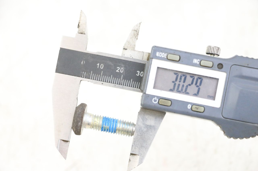 photo de BRAKE DISC BOLT YAMAHA XMAX X-MAX 125 (2006 - 2009) - Zoom on usage condition