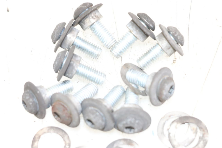 photo de BRAKE DISC BOLT PIAGGIO X10 125 (2012 - 2017) - Component detail