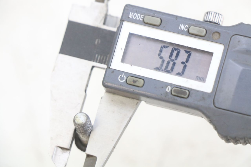 photo de BRAKE DISC BOLT PIAGGIO X9 EVOLUTION 125 (2003 - 2007) - Alternative perspective