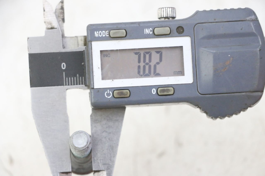 photo de BRAKE DISC BOLT YAMAHA XJ6 ABS 600 (2008 - 2016) - Fixing points details