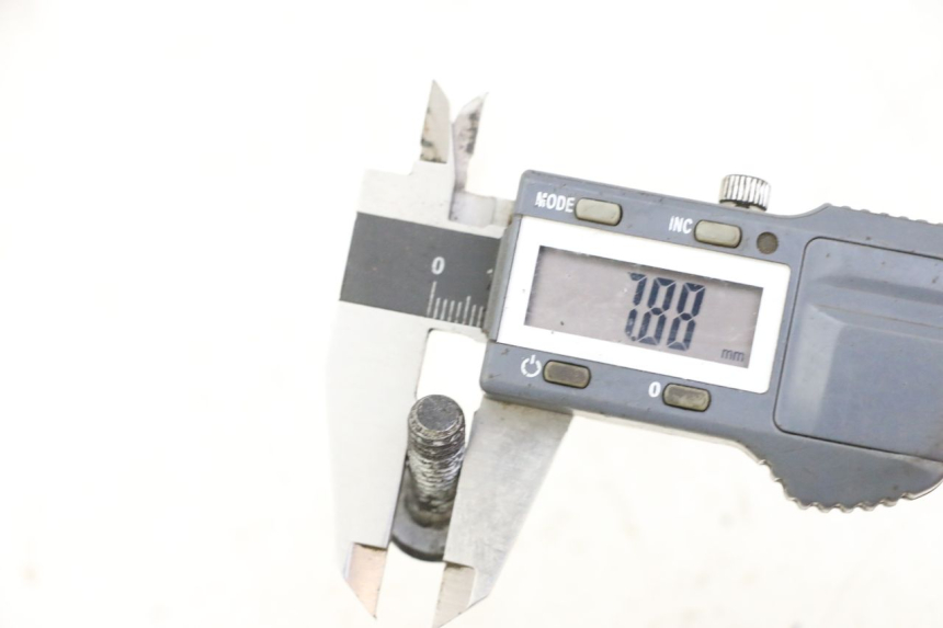 photo de BRAKE DISC BOLT YAMAHA XJN DIVERSION 600 (2000 - 2003) - Zoom on usage condition