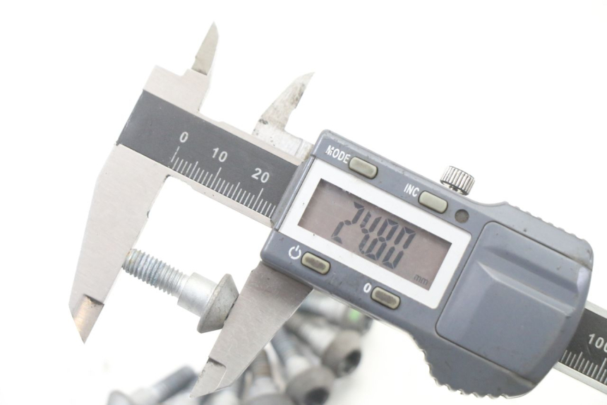 photo de BRAKE DISC BOLT YAMAHA TRACER 7 700 (2020 - 2024) - Markings and original references